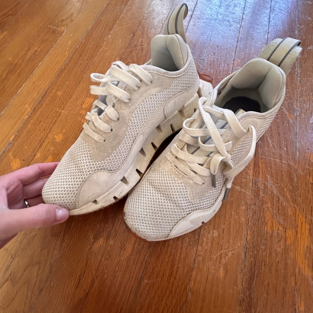 Reebok tennis shoes